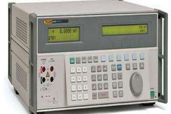 Fluke 5720A Precision Multi Function Calibrator Wideband Output