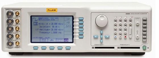 Buy Fluke 9500B Fully Automated Oscilloscope Calibrator with 3200MHz Amplitude Signals in Pre-Owned Condition online manufacture