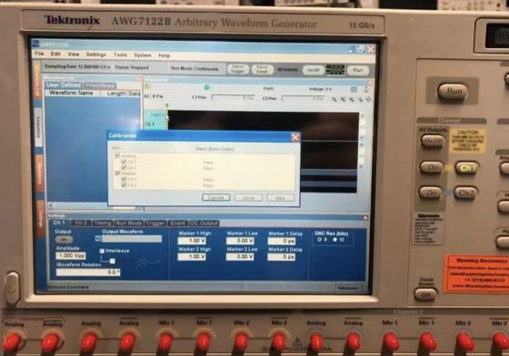 Buy AWG7122B 12 GS/s Tektronix Arbitrary Waveform Generator 2 Ch online manufacture