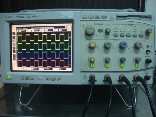 Buy Keysight Infiniium Oscilloscope with 2 GHz Bandwidth 10 GSa/s Sample Rate and 4 Channels online manufacture