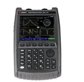 buy Keysight FieldFox Handheld Microwave Analyzer 54 GHz with 120 MHz Gap-Free Bandwidth and Ruggedized Splash-Proof Design online manufacture