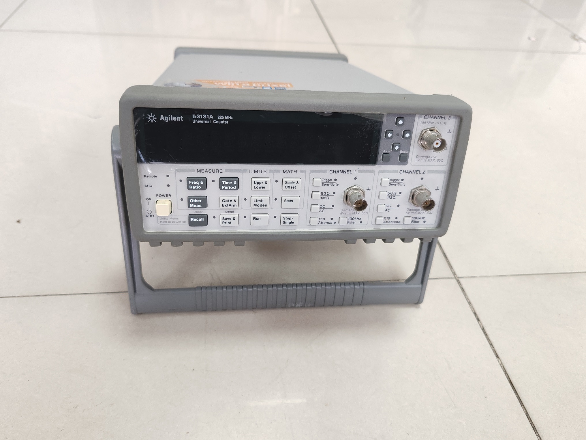 Keysight Counter Keysight 53131A 225 MHz 2-Channel Universal Frequency Counter with 500 ...