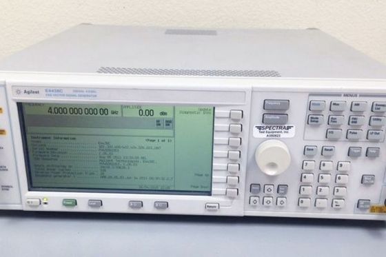 Portable ESG RF Signal Generator Keysight Agilent E4438C Durable