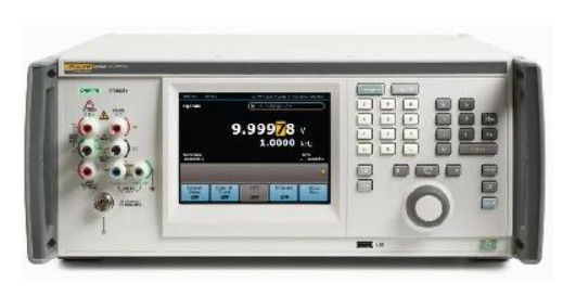 Fluke 5730A High Performance Multifunction Calibrator with 600 MHz Amplitude Signals and Pre-Owned Condition