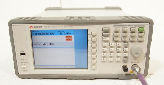 Keysight N9310A RF Signal Generator 9 KHz - 3 GHz Benchtop Compact Size