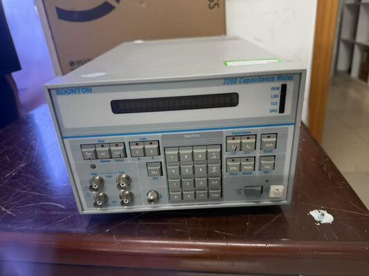 Boonton Model 7200 Capacitance Meter with 1 MHz Test Frequency 2000 pF Range and GPIB Standard for DLTS Measurements