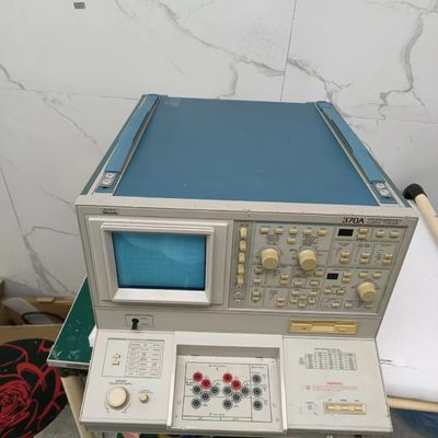Tektronix 370a High Resolution Curve Tracer with MS-DOS